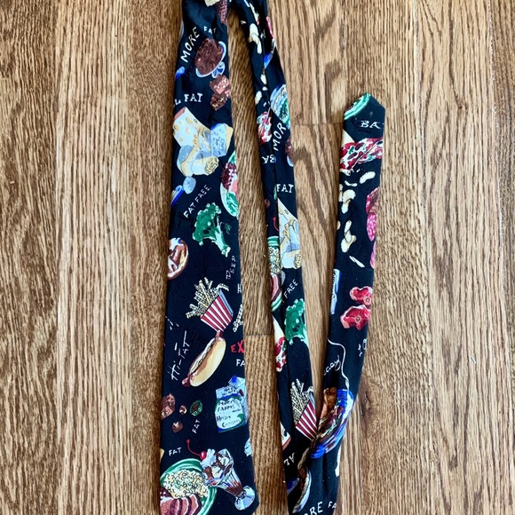 NICOLE MILLER *vintage* 1996 necktie. 100% silk. - Picture 5 of 6